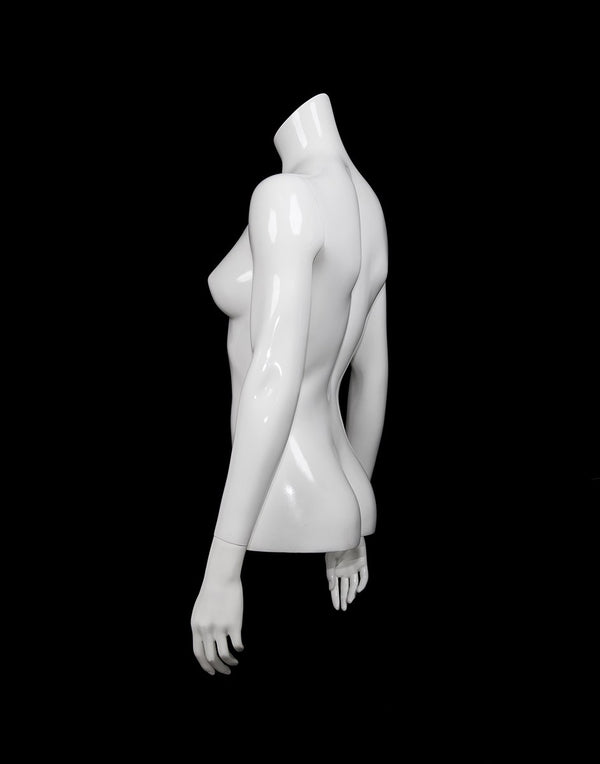 1/2  FEMALE W/ARMS MANNEQUIN (MAF-A4-3341/SWHT)