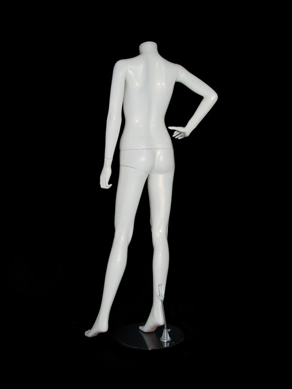 PLASTIC FEMALE MANNEQUIN (MAF-P2-417)