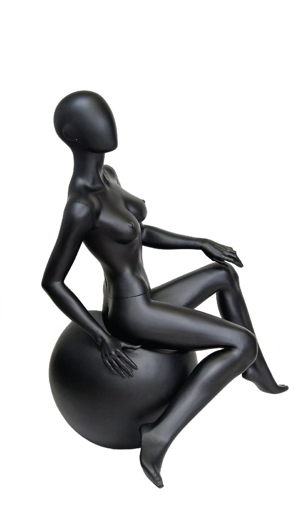 FEMALE EGG MANNEQUIN (MAF-S2-EGG25)