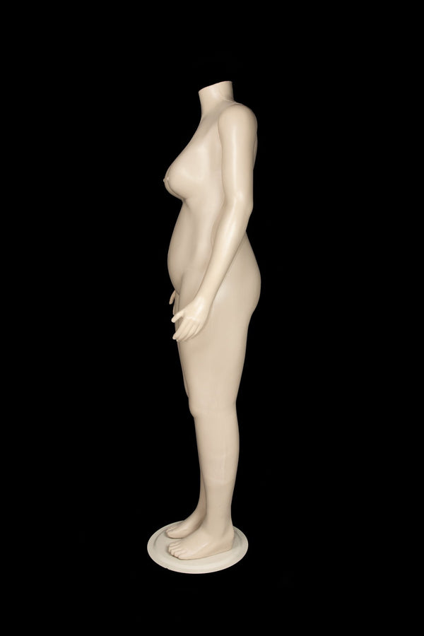 PLUS SIZE PLASTIC BODY FORM WITH LF-BASE (LF-P49)