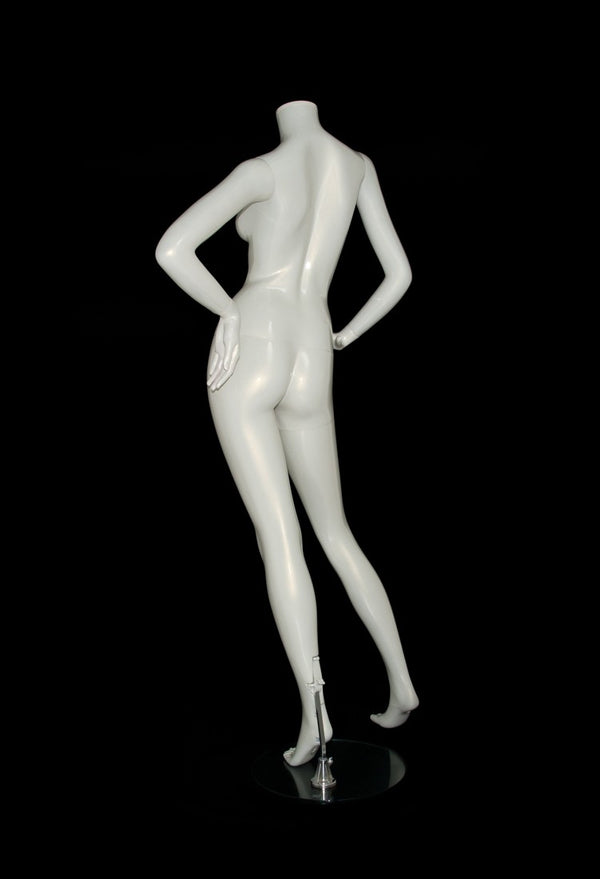 PLASTIC FEMALE MANNEQUIN (427) (MAF-P2-427)